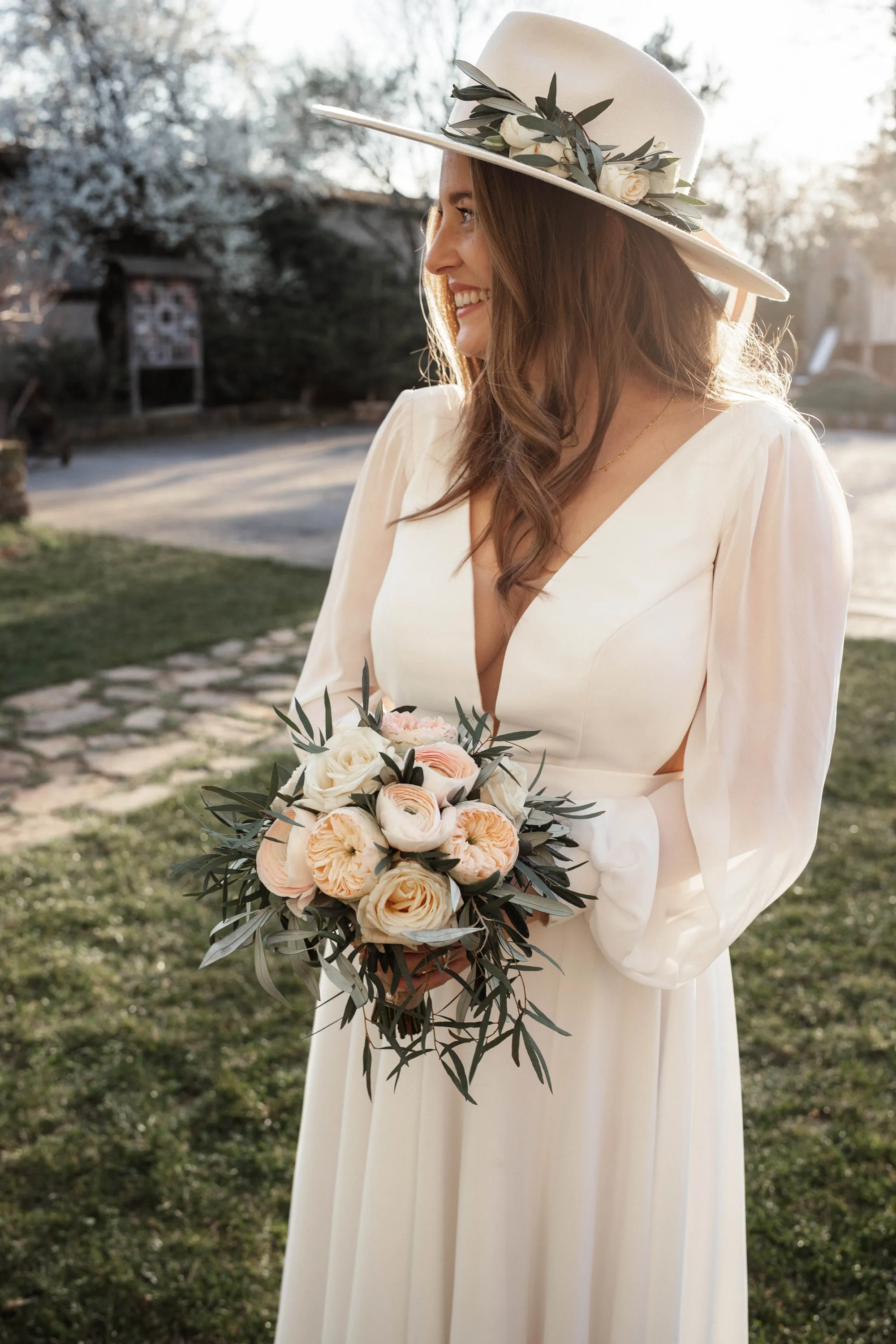 Portrait von Braut mit Hut